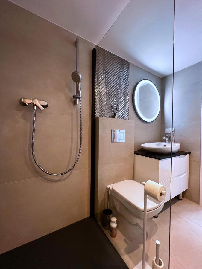 Apartament Calm Przy Rynku Z Klimatyzacja I Parkingiem Kielce Exterior foto